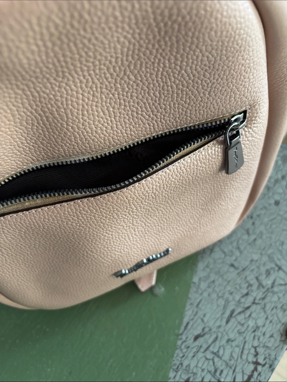 Tony Bellucci Blush Pink Pebbled Backpack Bag Purse Travel 10 x 9.5 x 2.5 - Picture 6 of 11